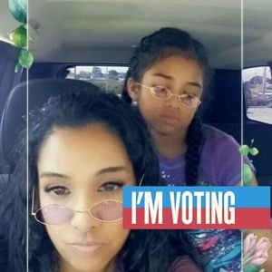 Meet your Posher, Iris